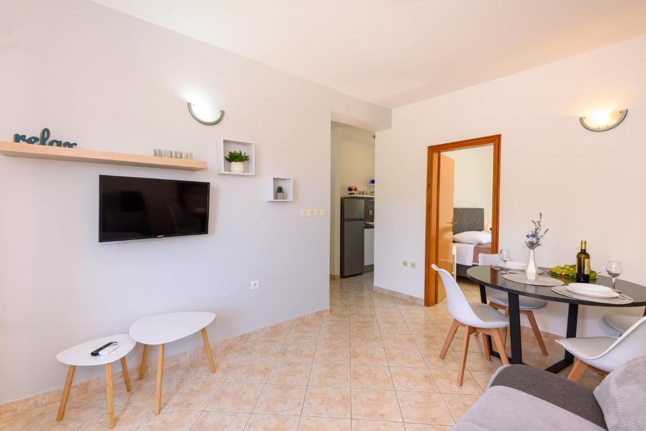 Apartments Bjelis Klek Exterior photo